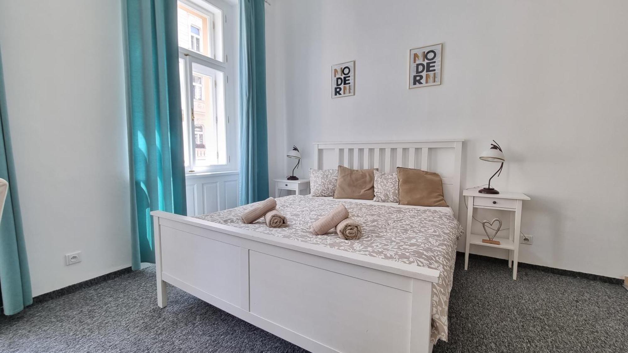 Finnem Rentals Tyrsova 布拉格 外观 照片
