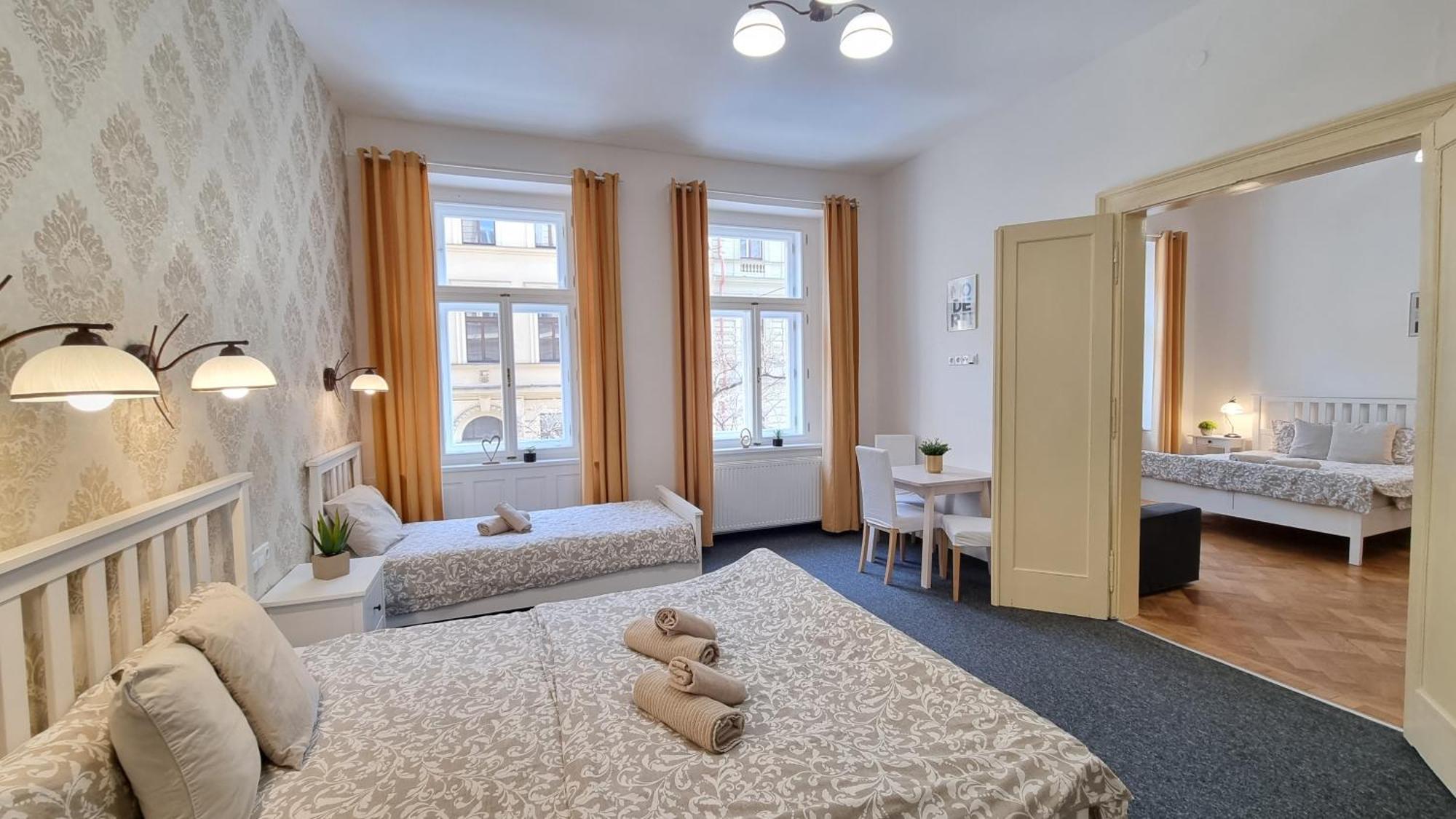 Finnem Rentals Tyrsova 布拉格 外观 照片